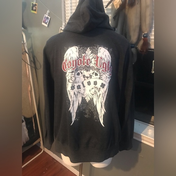 Authentic Coyote Ugly Saloon Hoodie - Picture 5 of 8